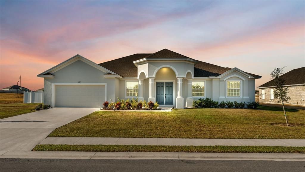 For Sale: $525,000 (4 beds, 3 baths, 2815 Square Feet)