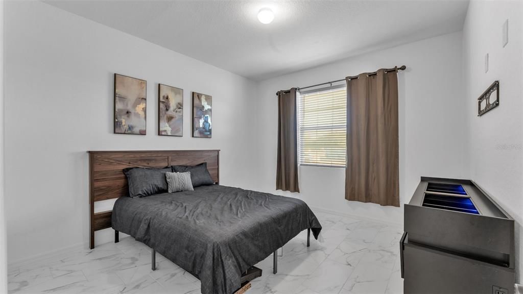 For Sale: $525,000 (4 beds, 3 baths, 2815 Square Feet)