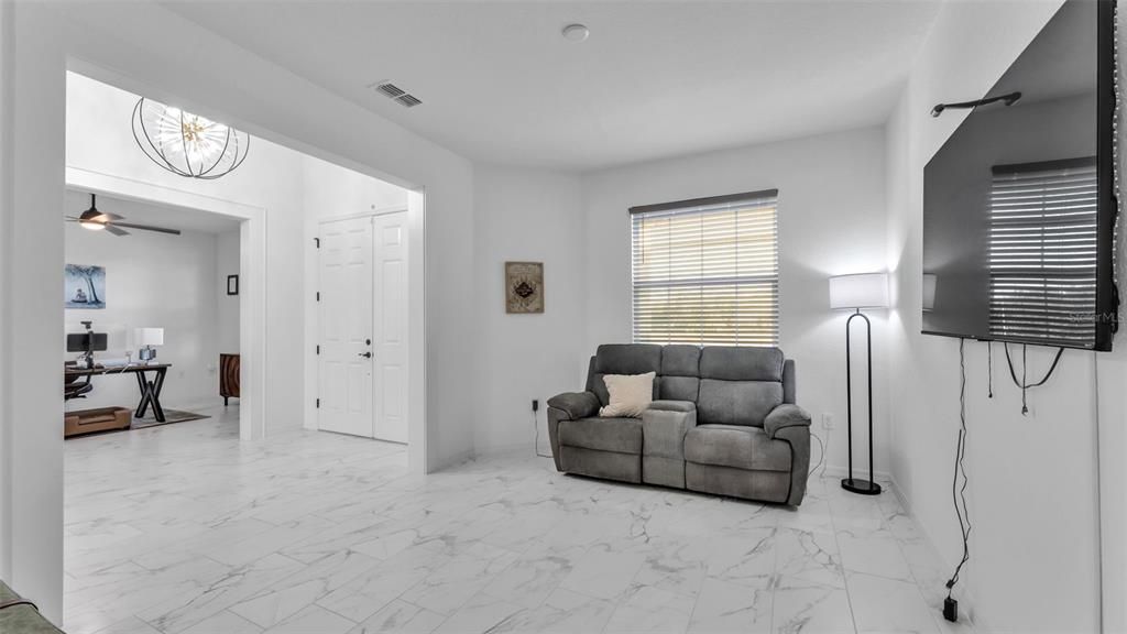 For Sale: $525,000 (4 beds, 3 baths, 2815 Square Feet)