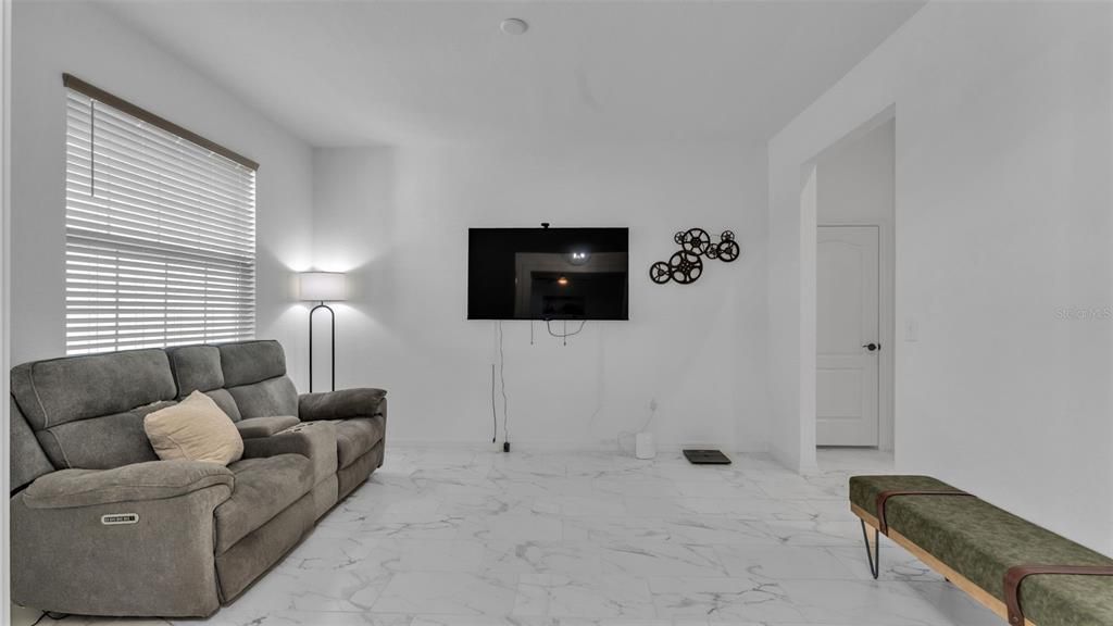 For Sale: $525,000 (4 beds, 3 baths, 2815 Square Feet)
