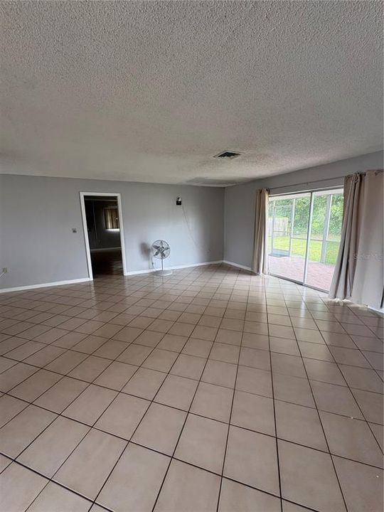 For Sale: $242,500 (3 beds, 2 baths, 1796 Square Feet)