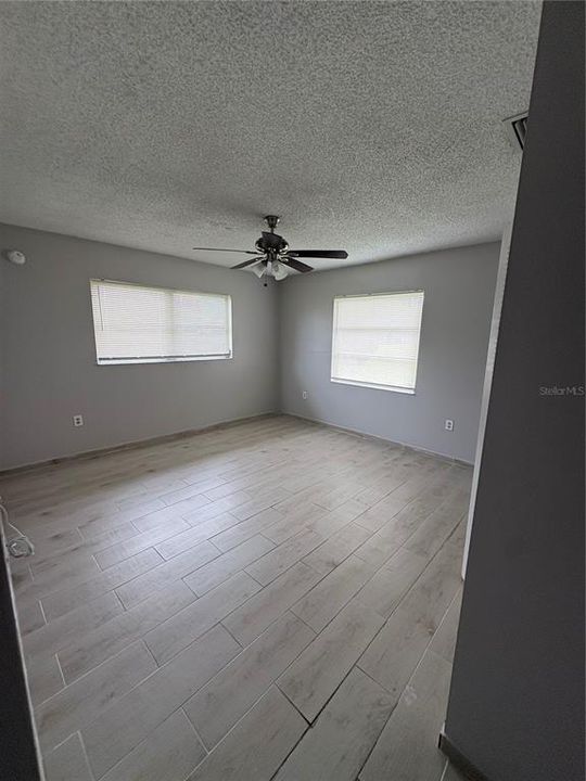 For Sale: $242,500 (3 beds, 2 baths, 1796 Square Feet)