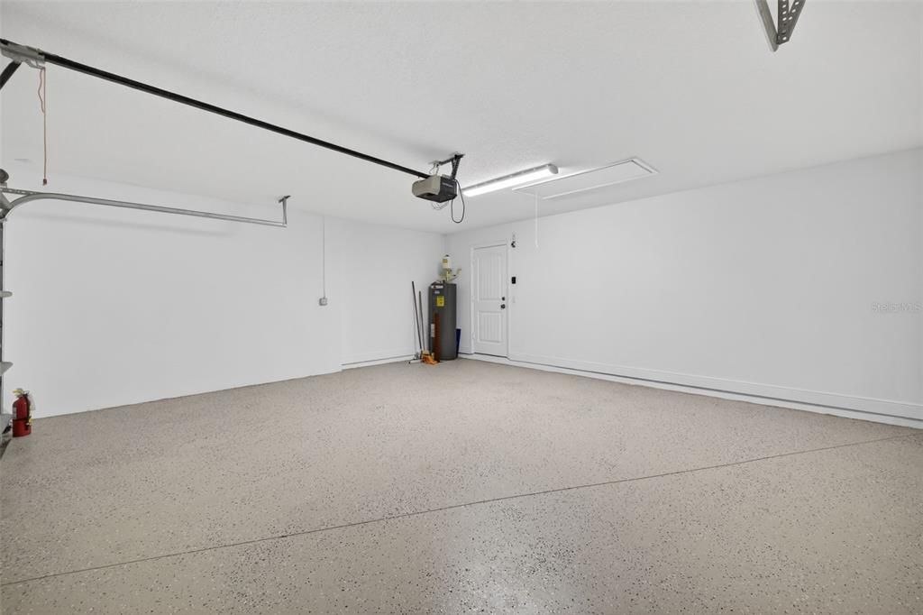 For Sale: $450,000 (3 beds, 2 baths, 1888 Square Feet)