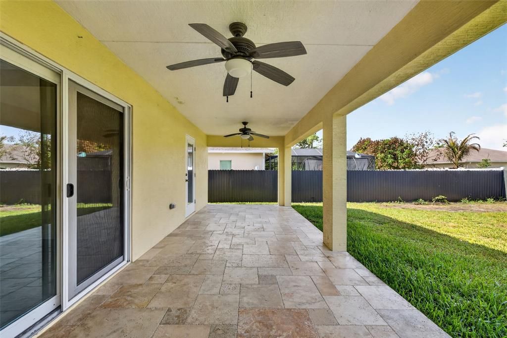 For Sale: $450,000 (3 beds, 2 baths, 1888 Square Feet)