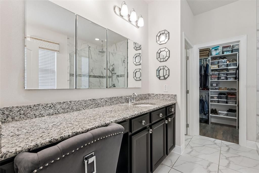 For Sale: $473,000 (3 beds, 2 baths, 1941 Square Feet)