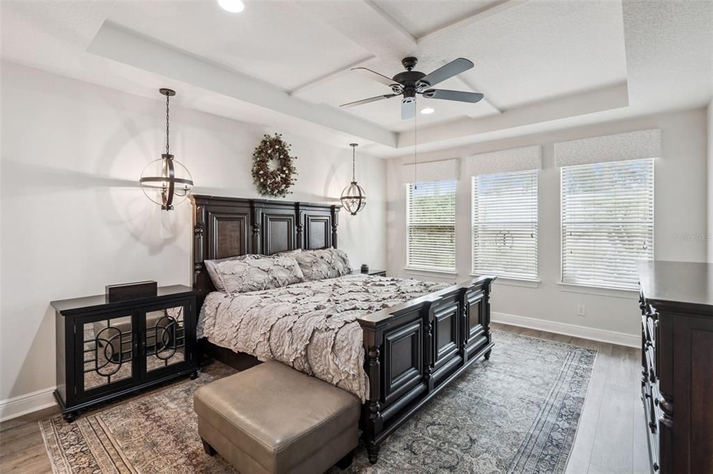 For Sale: $473,000 (3 beds, 2 baths, 1941 Square Feet)