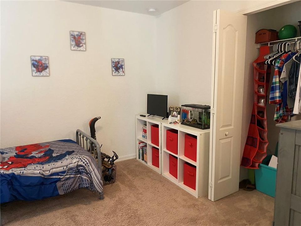 For Rent: $2,300 (4 beds, 2 baths, 1811 Square Feet)
