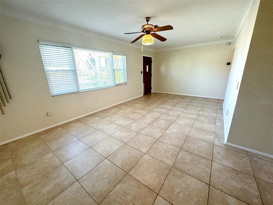 For Rent: $3,300 (3 beds, 2 baths, 1782 Square Feet)
