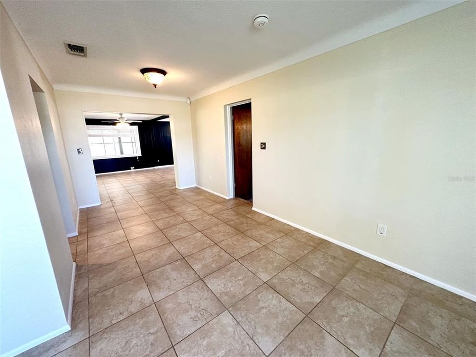 For Rent: $3,300 (3 beds, 2 baths, 1782 Square Feet)