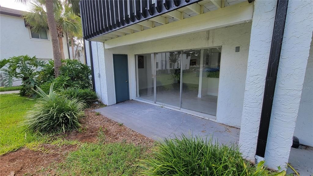 For Rent: $2,095 (3 beds, 2 baths, 1426 Square Feet)