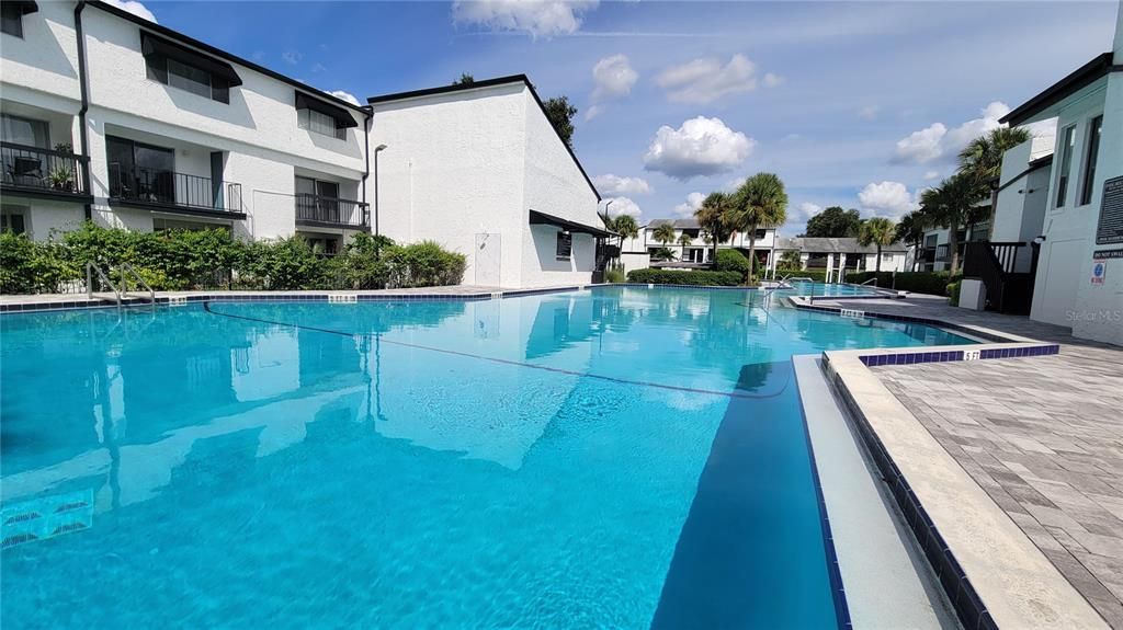 For Rent: $2,095 (3 beds, 2 baths, 1426 Square Feet)