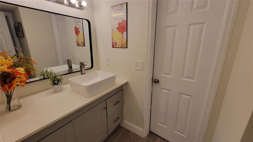 For Rent: $2,095 (3 beds, 2 baths, 1426 Square Feet)