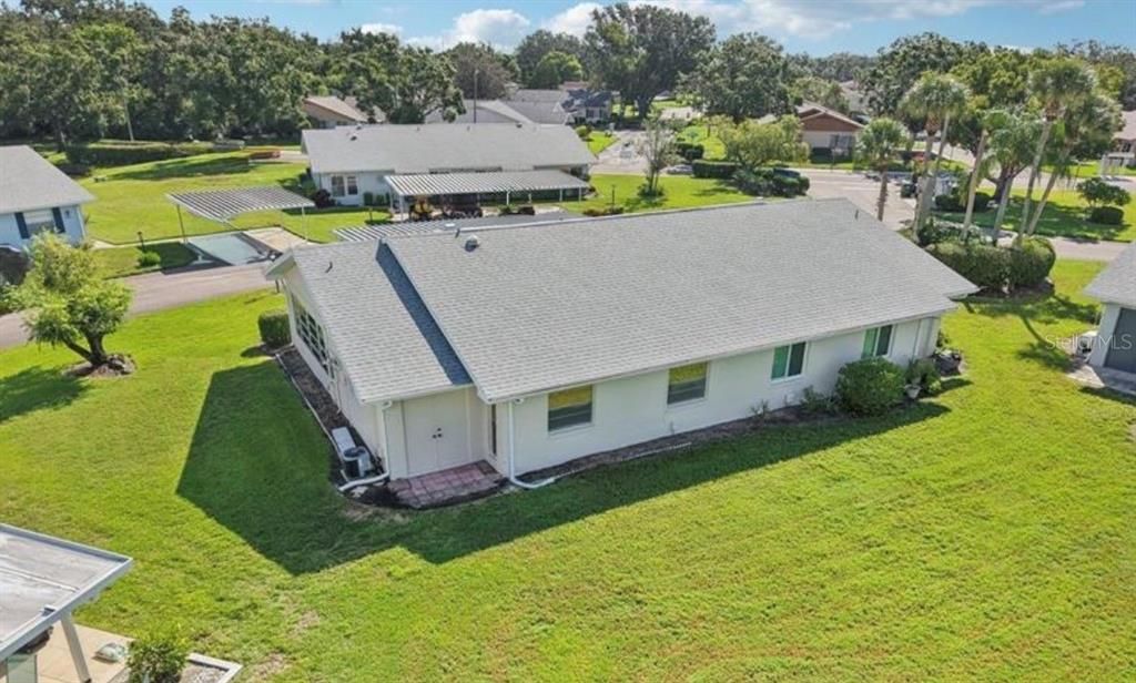 For Sale: $129,900 (2 beds, 2 baths, 984 Square Feet)