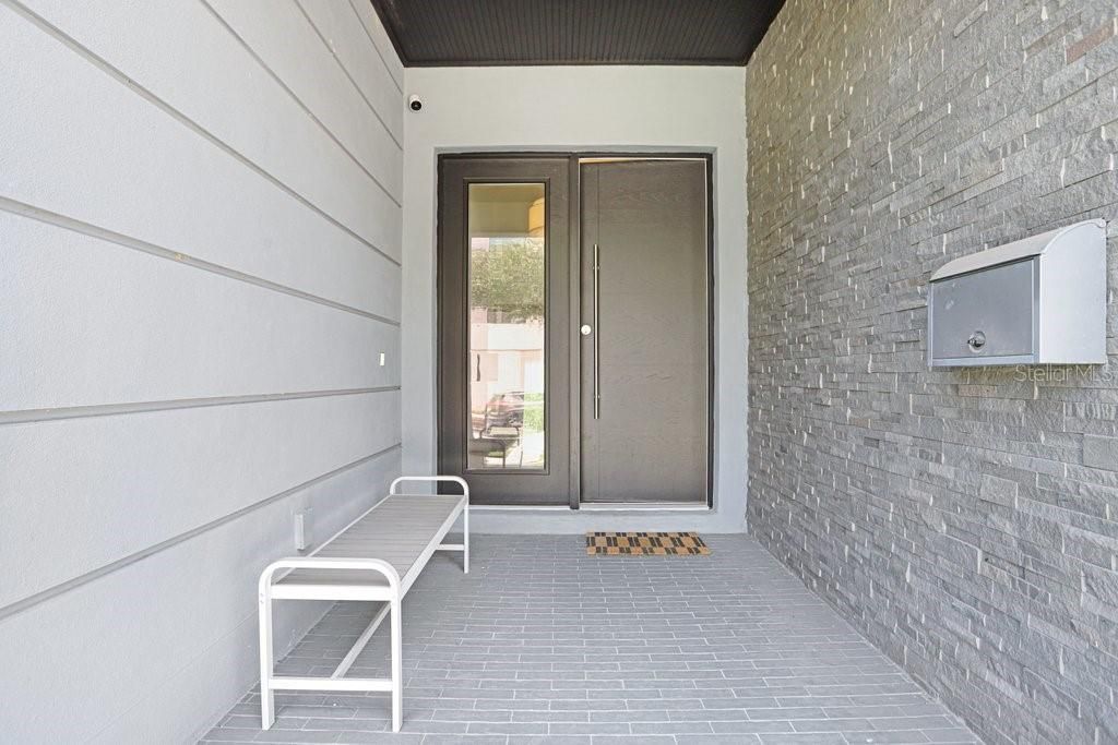 For Rent: $6,995 (4 beds, 3 baths, 2328 Square Feet)