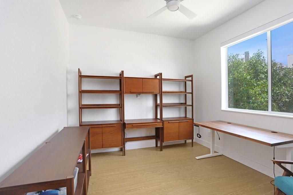 For Rent: $6,995 (4 beds, 3 baths, 2328 Square Feet)