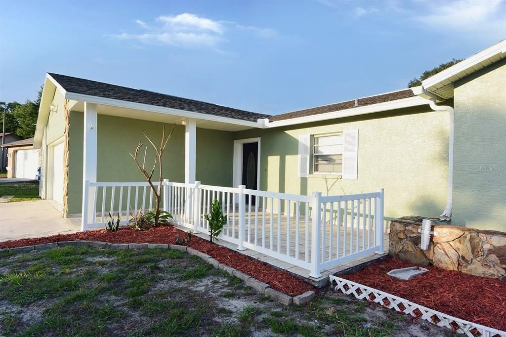 En Venta: $299,900 (3 camas, 2 baños, 1483 Pies cuadrados)