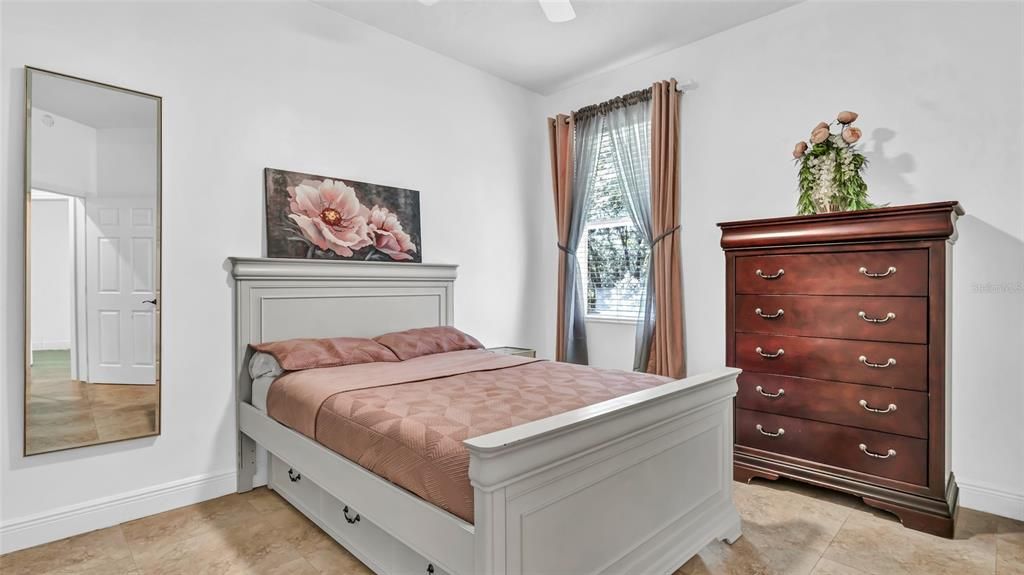 For Rent: $3,895 (4 beds, 3 baths, 2374 Square Feet)