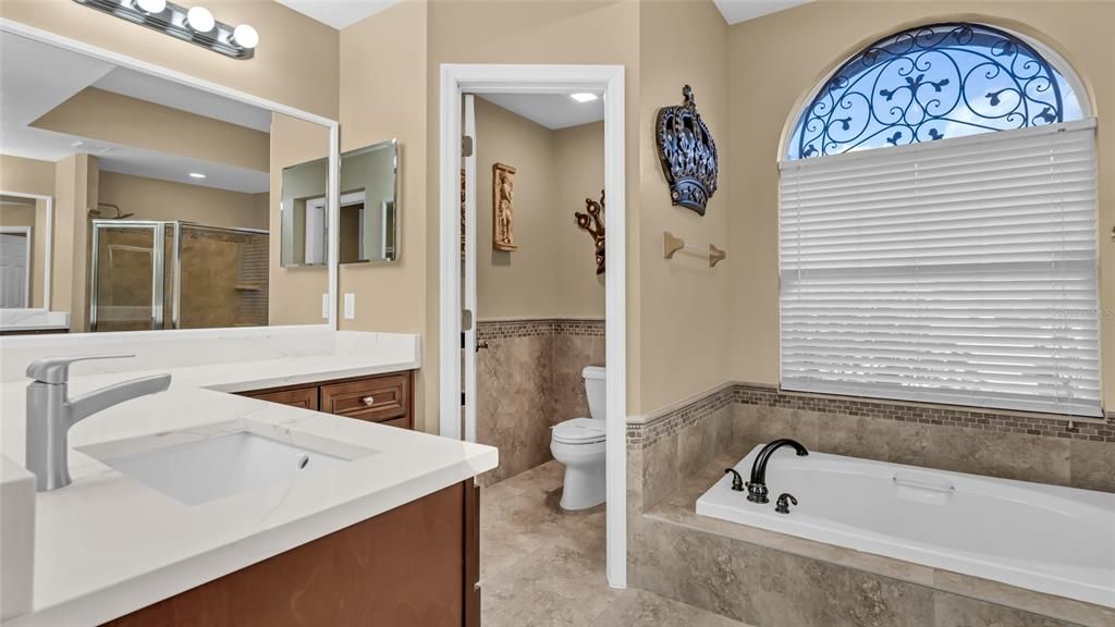 For Rent: $3,895 (4 beds, 3 baths, 2374 Square Feet)