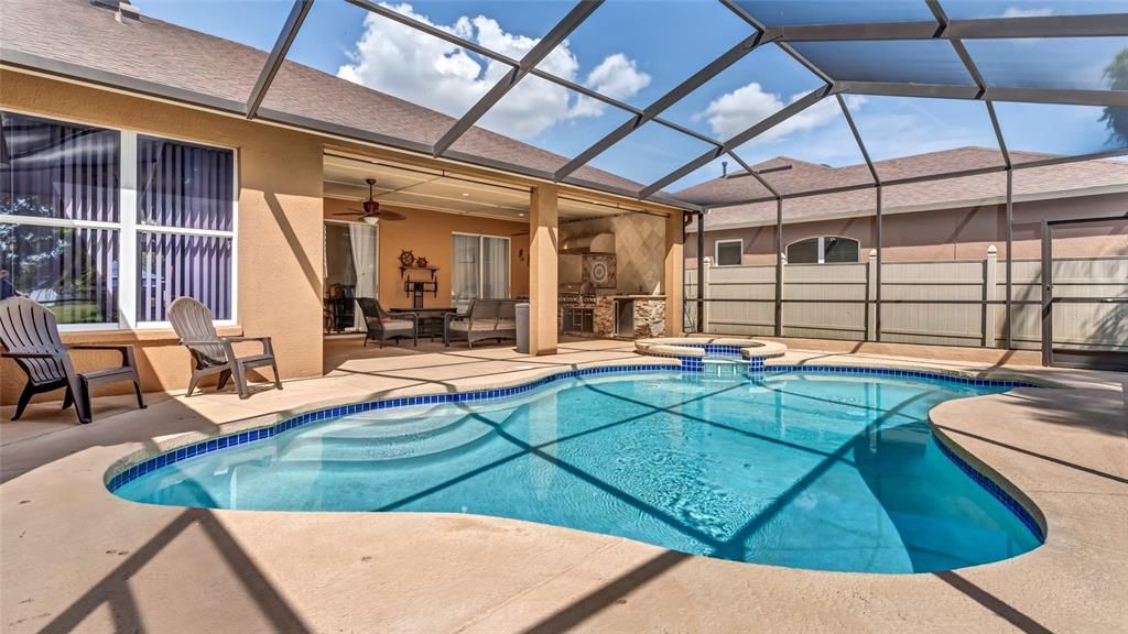 For Rent: $3,895 (4 beds, 3 baths, 2374 Square Feet)
