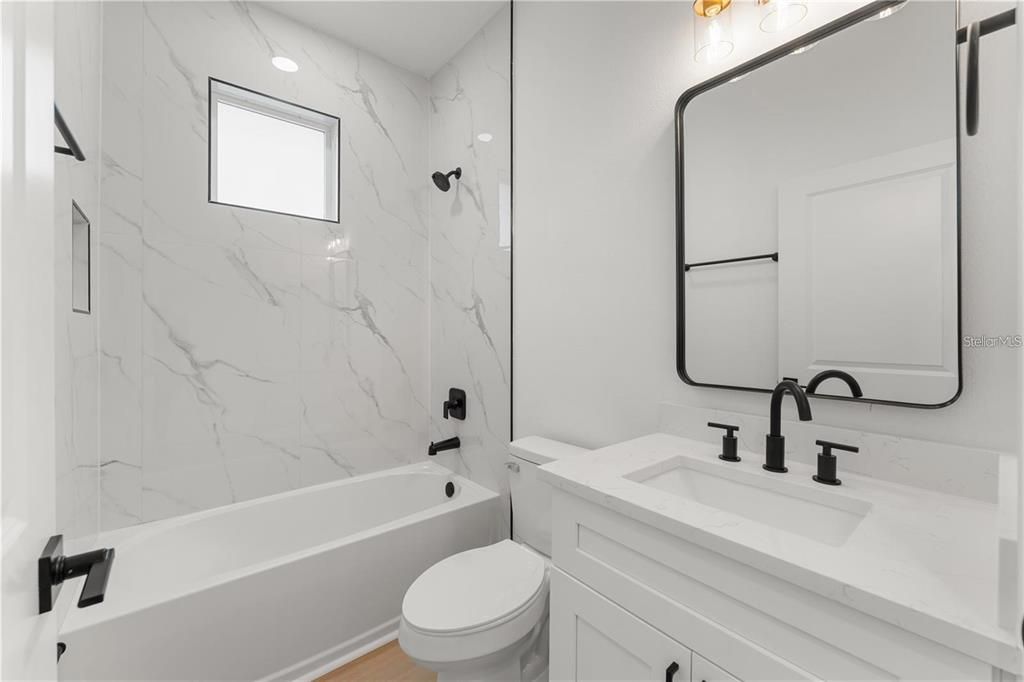 For Sale: $324,202 (3 beds, 2 baths, 1500 Square Feet)