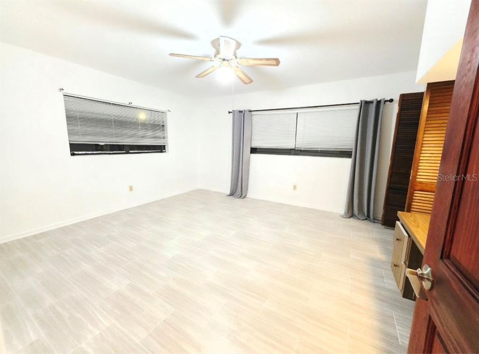 For Sale: $369,000 (2 beds, 2 baths, 1397 Square Feet)