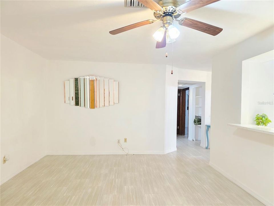 For Sale: $369,000 (2 beds, 2 baths, 1397 Square Feet)