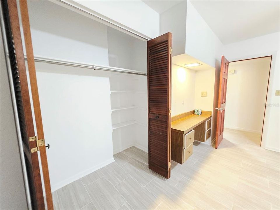 For Sale: $369,000 (2 beds, 2 baths, 1397 Square Feet)