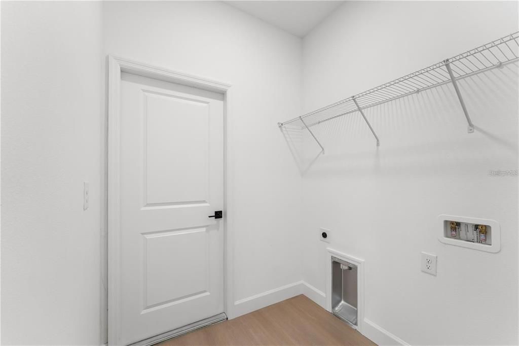 For Sale: $328,900 (3 beds, 2 baths, 1500 Square Feet)