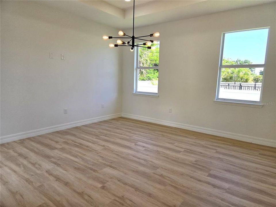 For Sale: $328,900 (3 beds, 2 baths, 1500 Square Feet)