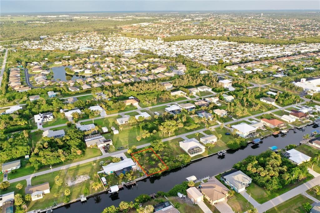 待售: $115,000 (0.22 acres)