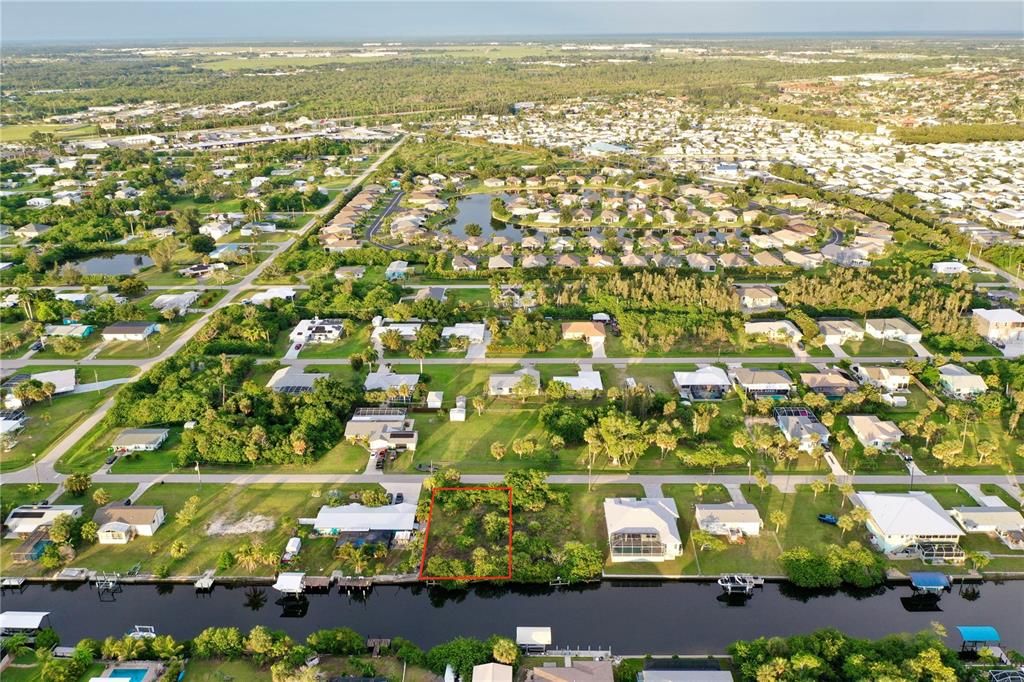 待售: $115,000 (0.22 acres)