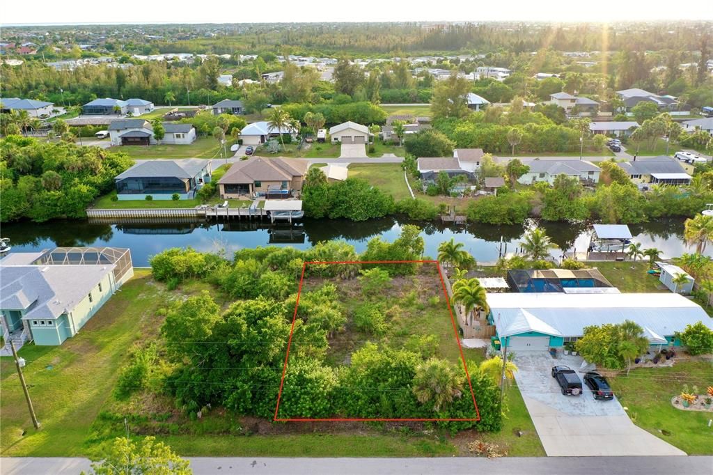 待售: $115,000 (0.22 acres)
