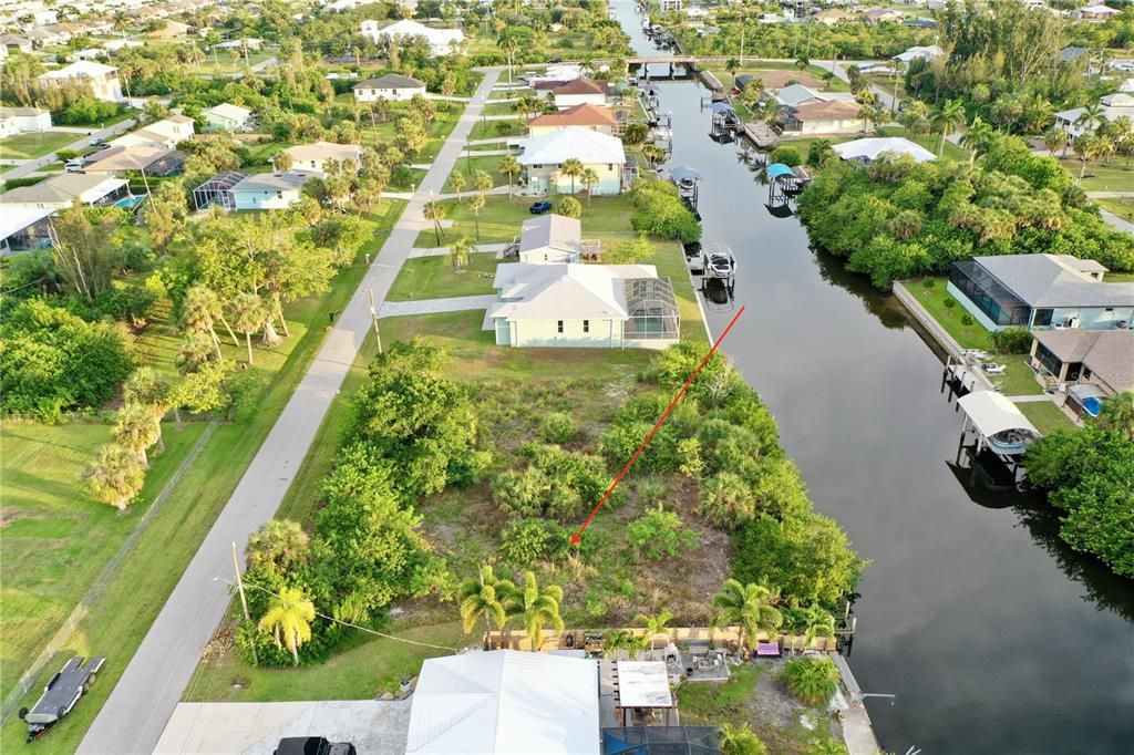 待售: $115,000 (0.22 acres)