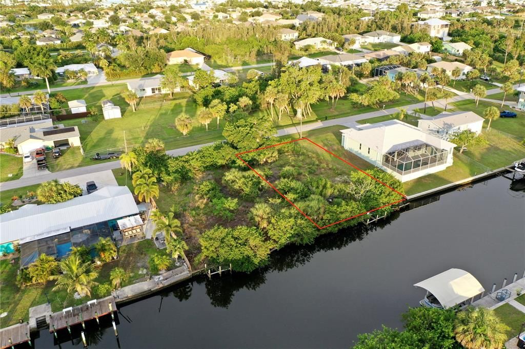 待售: $115,000 (0.22 acres)