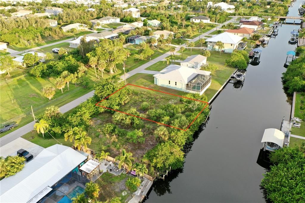 待售: $115,000 (0.22 acres)