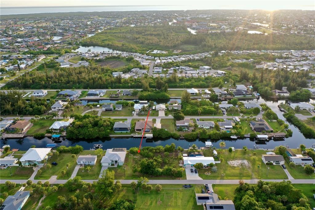 待售: $115,000 (0.22 acres)