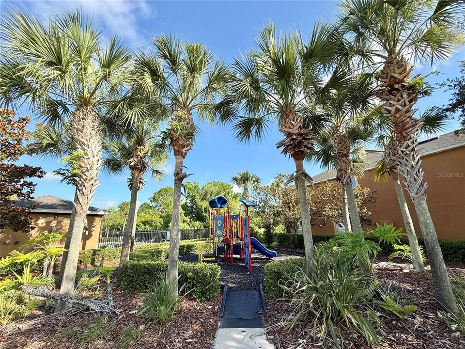 For Sale: $325,000 (3 beds, 2 baths, 1480 Square Feet)