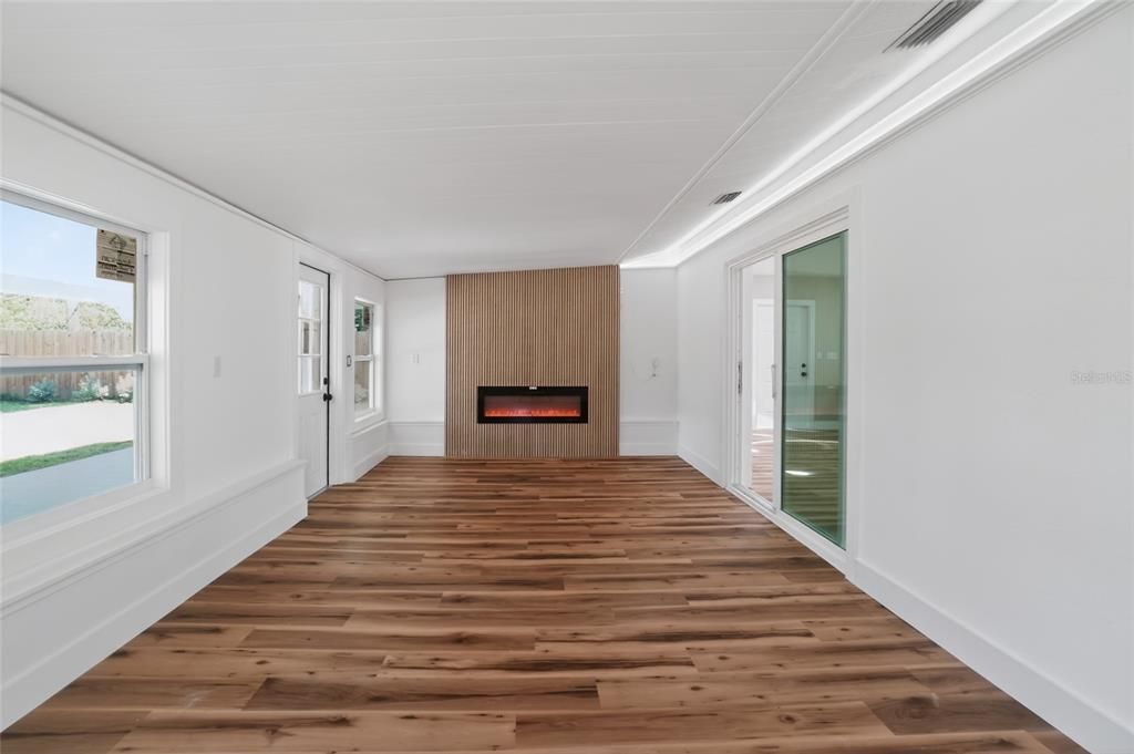 На продажу: $655,000 (3 спален, 2 ванн, 1439 Квадратных фут)
