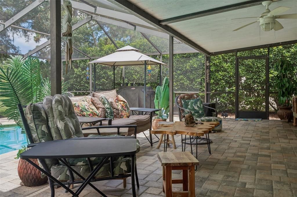 For Sale: $540,000 (4 beds, 2 baths, 2508 Square Feet)