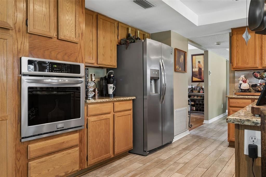 For Sale: $540,000 (4 beds, 2 baths, 2508 Square Feet)
