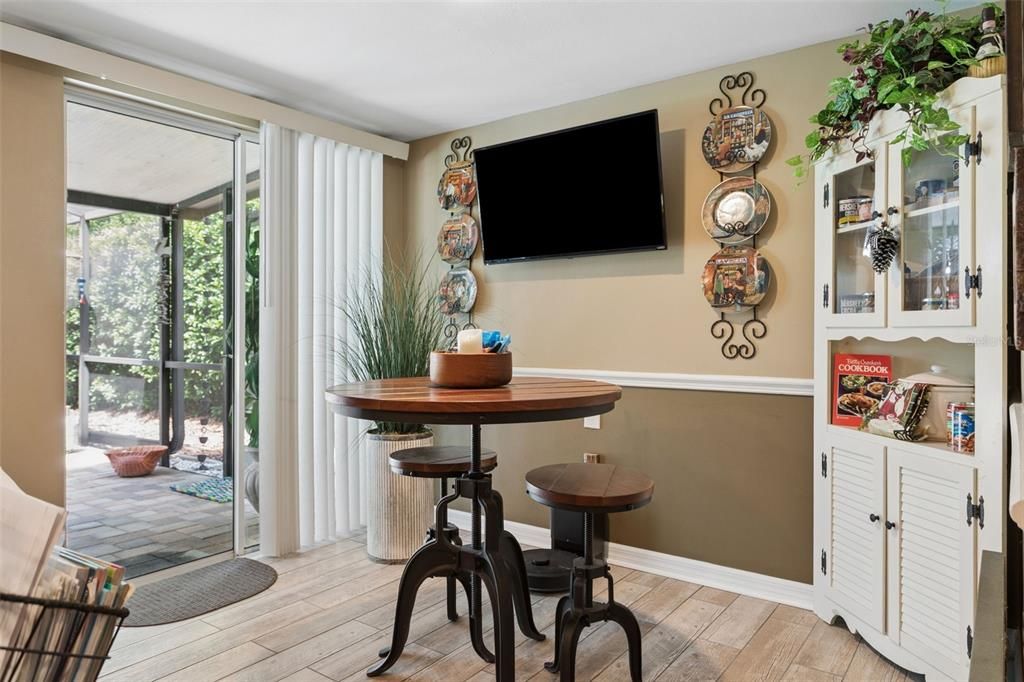 For Sale: $540,000 (4 beds, 2 baths, 2508 Square Feet)