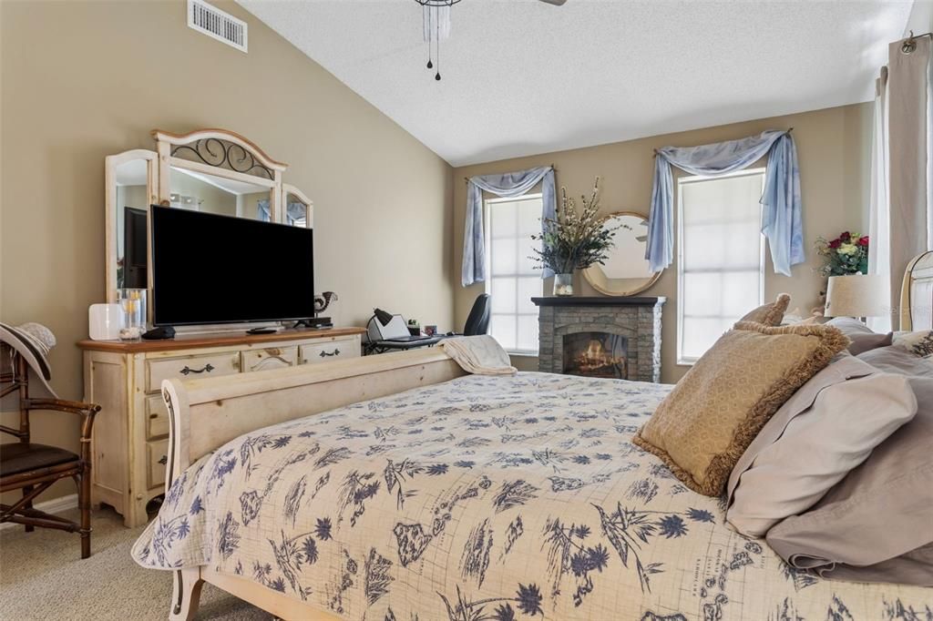 For Sale: $540,000 (4 beds, 2 baths, 2508 Square Feet)