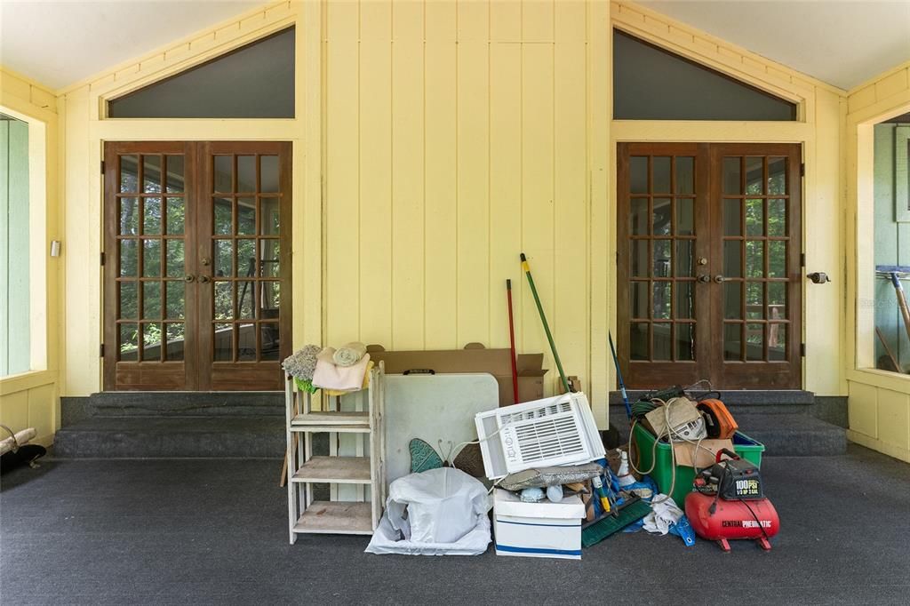 На продажу: $369,000 (3 спален, 2 ванн, 1586 Квадратных фут)