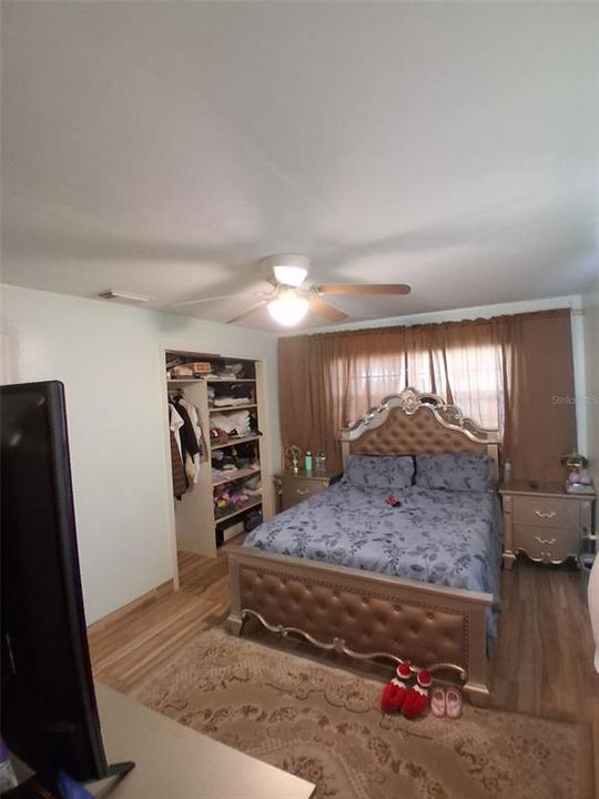 For Sale: $430,000 (3 beds, 2 baths, 1452 Square Feet)