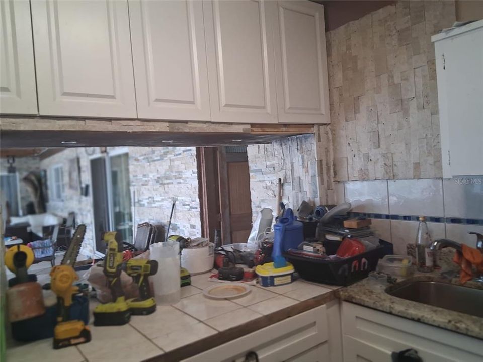 For Sale: $430,000 (3 beds, 2 baths, 1452 Square Feet)