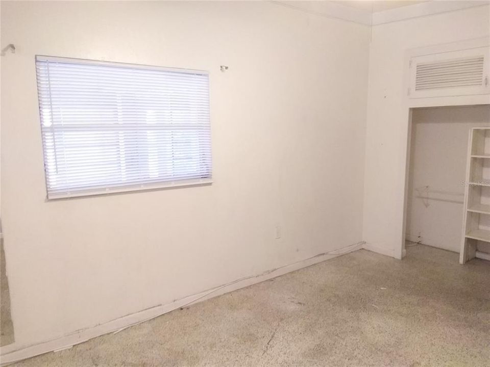 В аренду: $1,895 (2 спален, 1 ванн, 1259 Квадратных фут)
