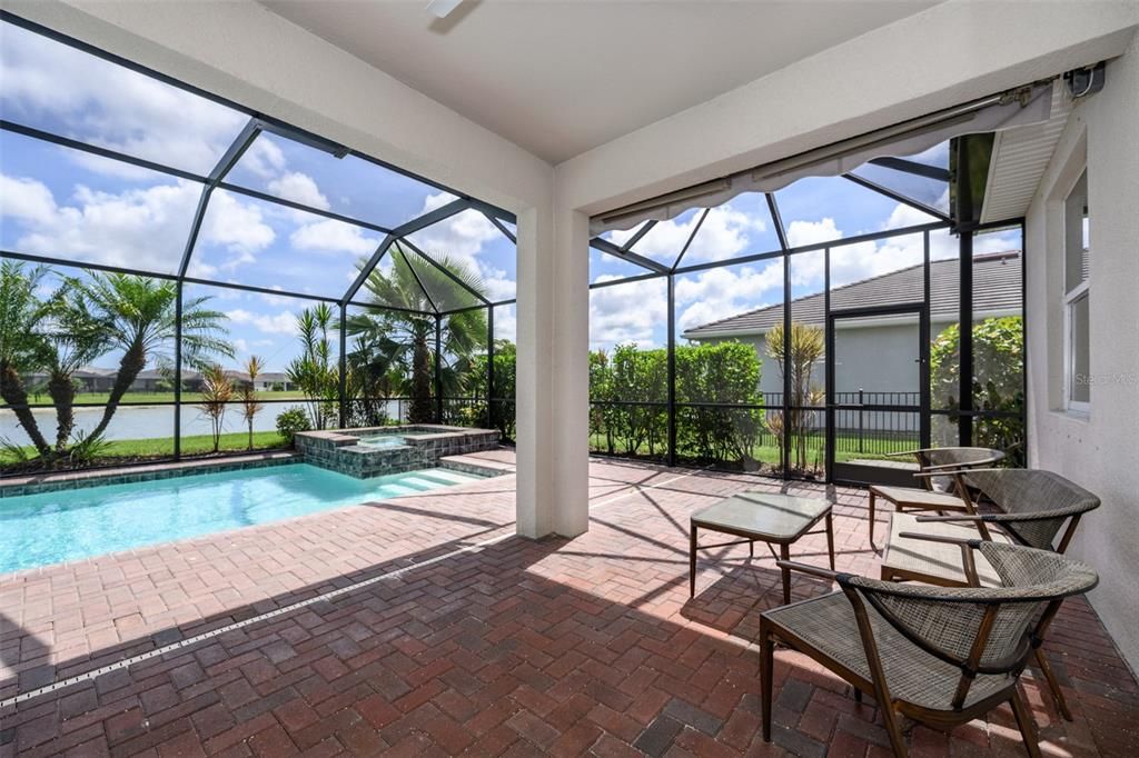 For Rent: $2,800 (3 beds, 2 baths, 1677 Square Feet)