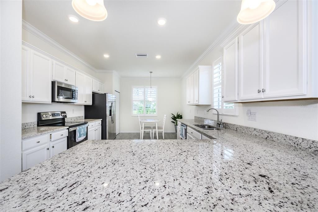 For Rent: $2,800 (3 beds, 2 baths, 1677 Square Feet)