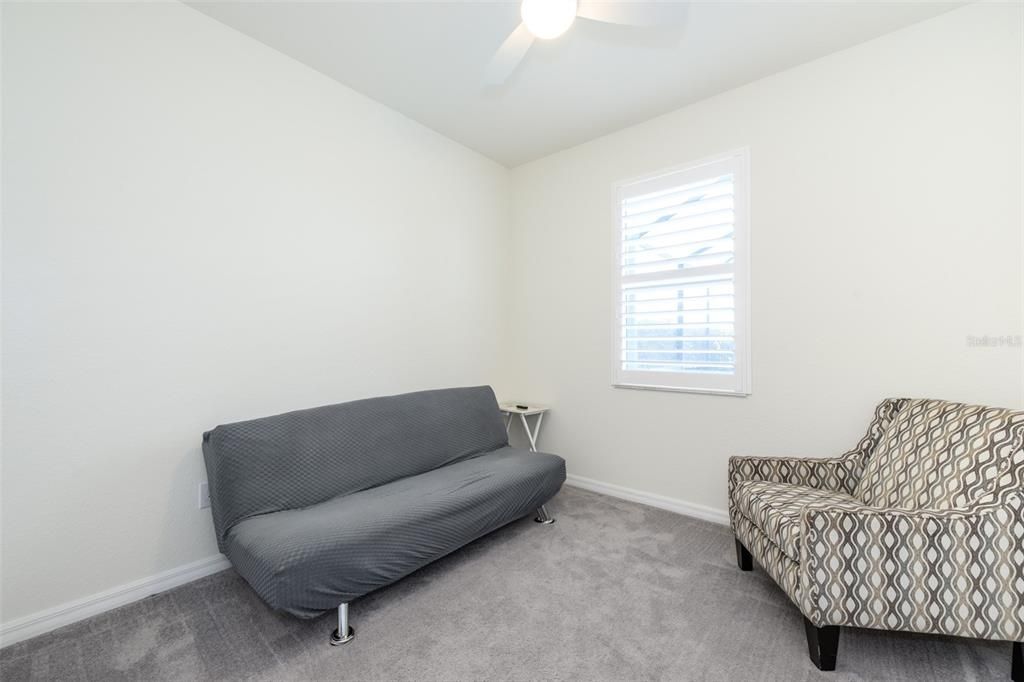 For Rent: $2,800 (3 beds, 2 baths, 1677 Square Feet)