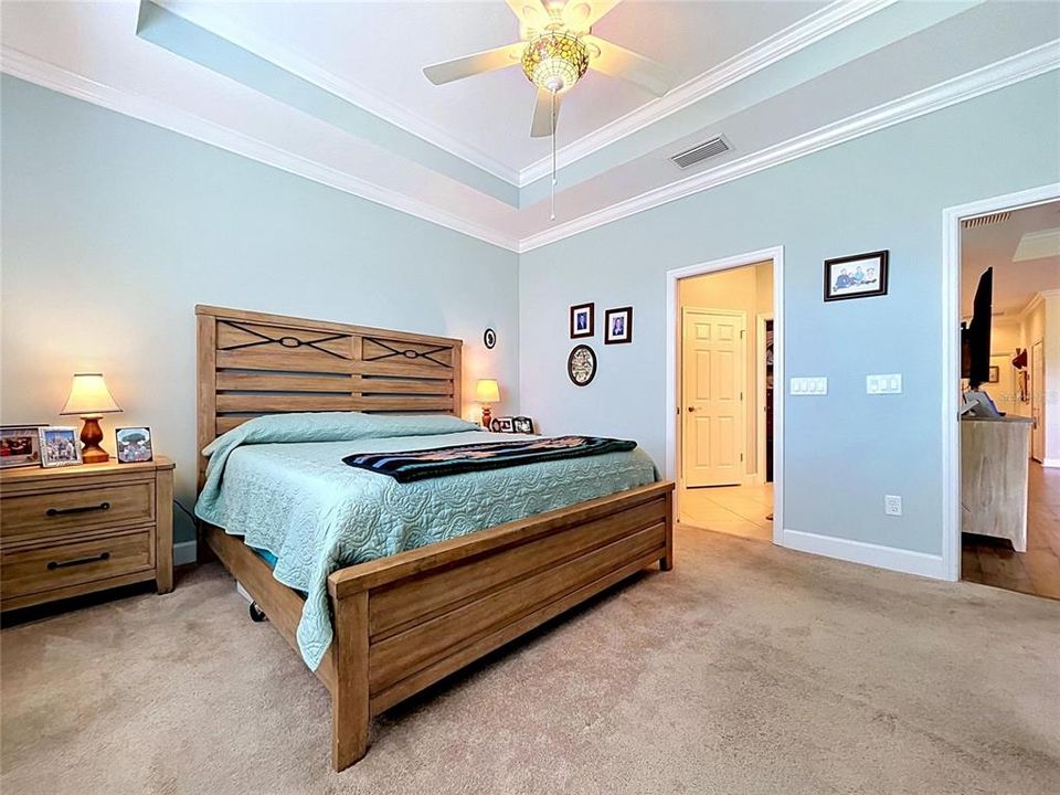 For Sale: $309,000 (3 beds, 2 baths, 1568 Square Feet)